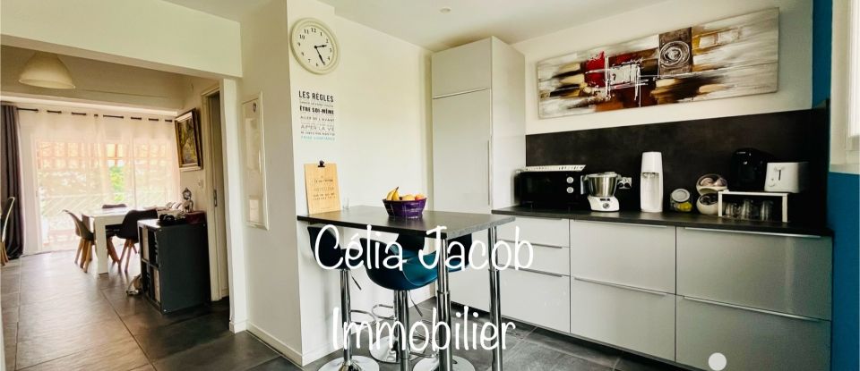 Appartement 5 pièces de 87 m² à Le Pradet (83220)