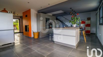 Maison 7 pièces de 164 m² à Charpont (28500)