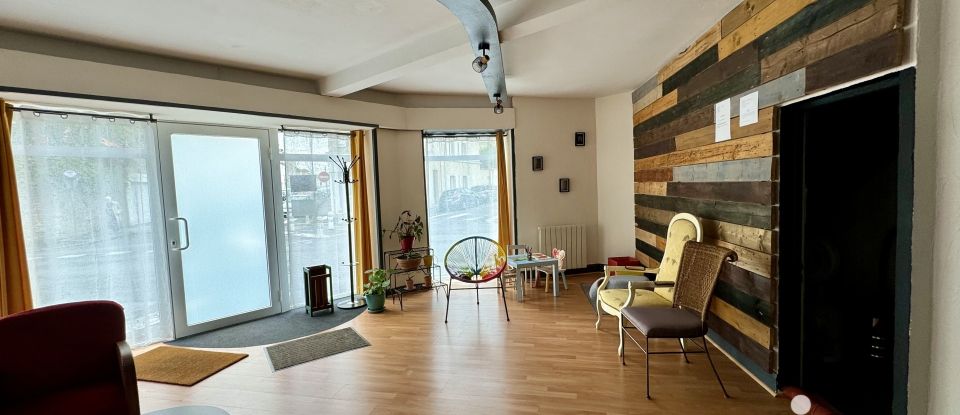 Immeuble de 146 m² à Angoulême (16000)