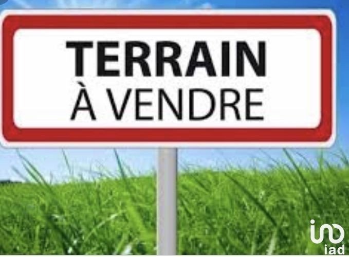 Land of 1,300 m² in Les Avirons (97425)