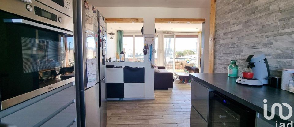 Appartement 3 pièces de 54 m² à Marignane (13700)