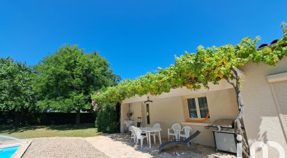 Traditional house 4 rooms of 95 m² in Saint-Remèze (07700)