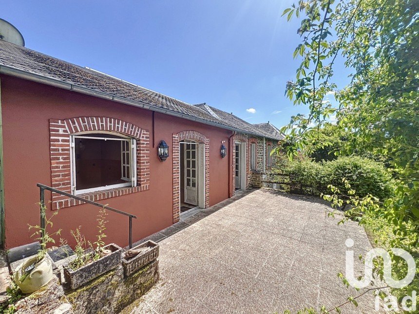 Town house 9 rooms of 166 m² in Uzerche (19140)