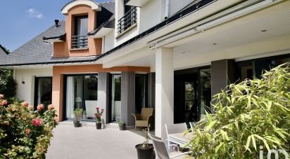 Maison 7 pièces de 165 m² à Saint-André-des-Eaux (44117)