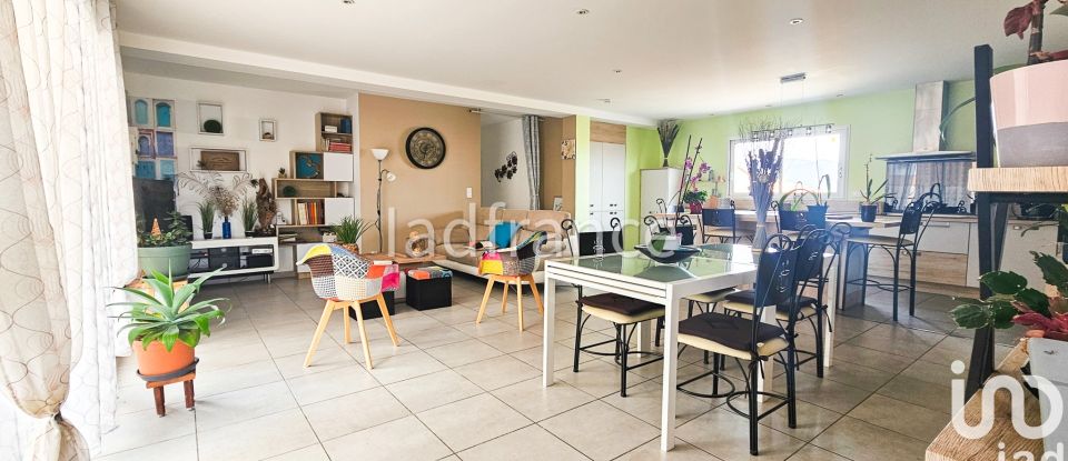 Maison 5 pièces de 133 m² à Vinça (66320)