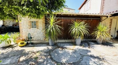 Maison 6 pièces de 135 m² à Crayssac (46150)