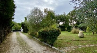 House 7 rooms of 220 m² in La Gaude (06610)