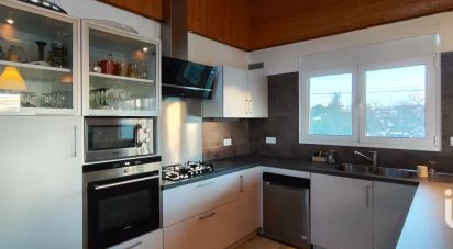 Apartment 5 rooms of 133 m² in Villenave-d'Ornon (33140)