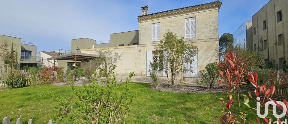 Maison 6 pièces de 190 m² à Talence (33400)