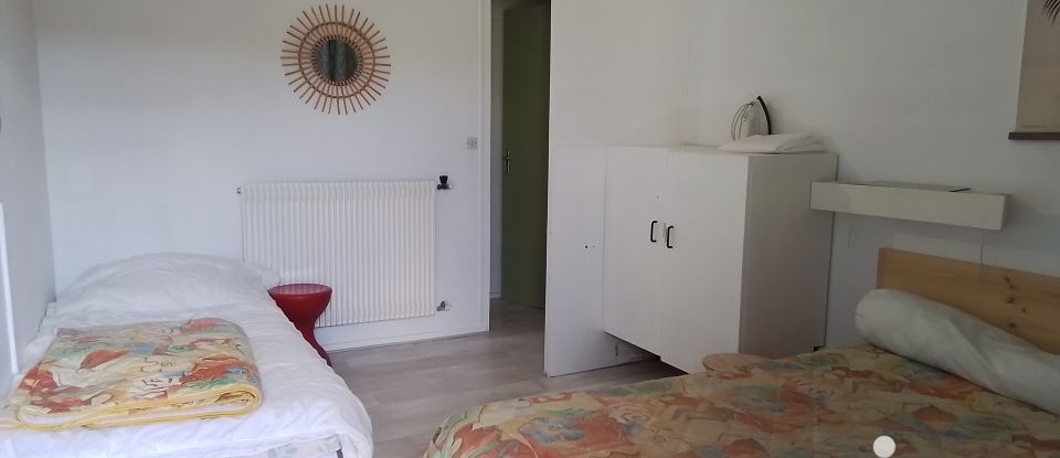 Appartement 3 pièces de 39 m² à Murat-le-Quaire (63150)