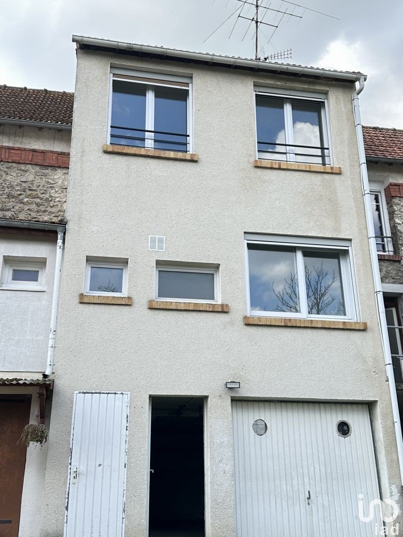 Maison 5 pièces de 88 m² à Nemours (77140)