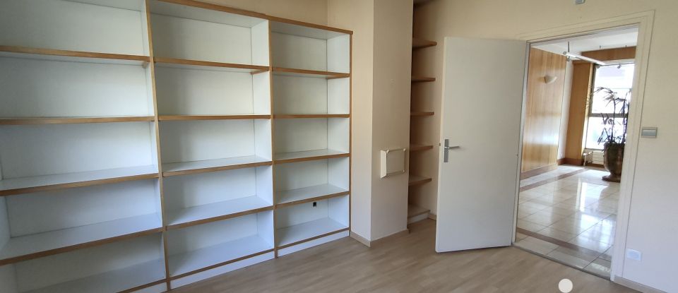 Duplex 10 pièces de 242 m² à Aubusson (23200)