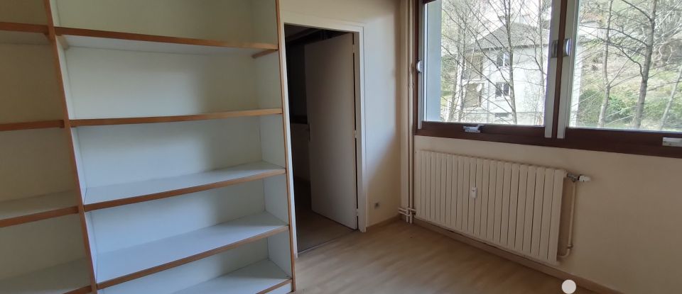 Duplex 10 rooms of 242 m² in Aubusson (23200)