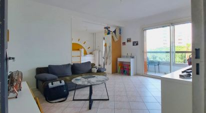 Apartment 4 rooms of 71 m² in Toulon (83000)