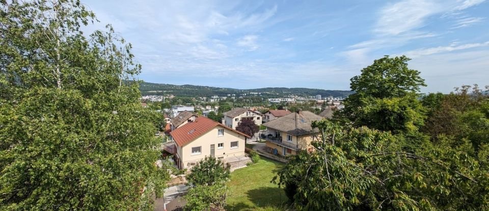 Maison 9 pièces de 120 m² à Oyonnax (01100)