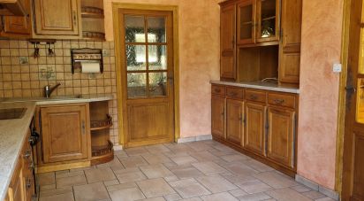 Country house 6 rooms of 150 m² in Les Mars (23700)
