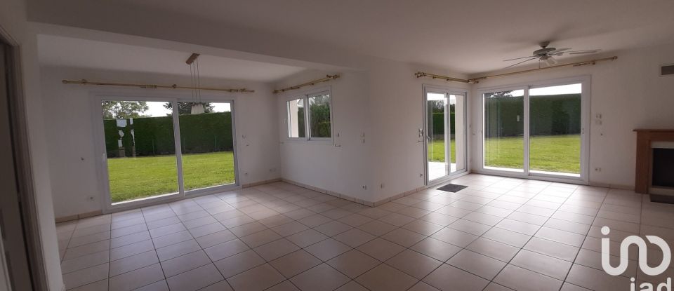 Architect house 6 rooms of 161 m² in Gauville-la-Campagne (27930)