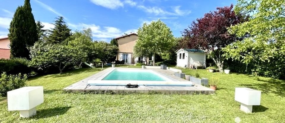 Maison 6 pièces de 117 m² à Saint-Cyr-sur-le-Rhône (69560)