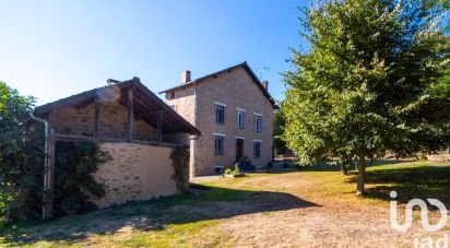 Maison 9 pièces de 165 m² à Saint-Léonard-de-Noblat (87400)