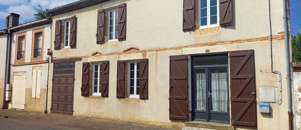 House 6 rooms of 160 m² in Saint-Sixte (47220)