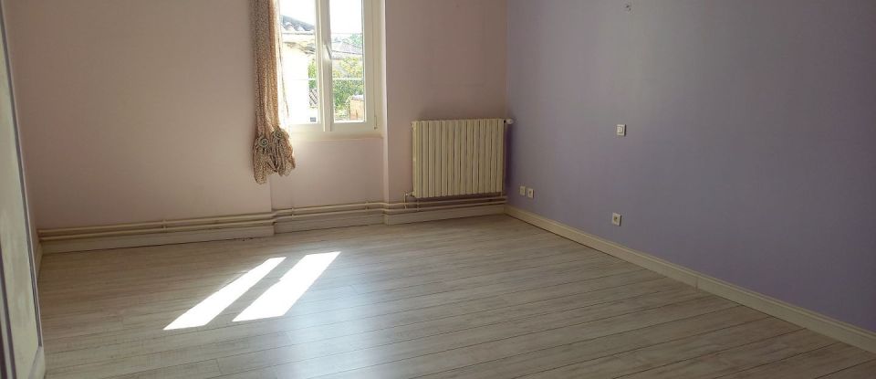 Maison 6 pièces de 160 m² à Saint-Sixte (47220)