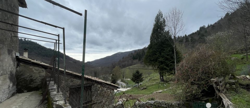 Maison de campagne 2 pièces de 70 m² à Labastide-sur-Bésorgues (07600)