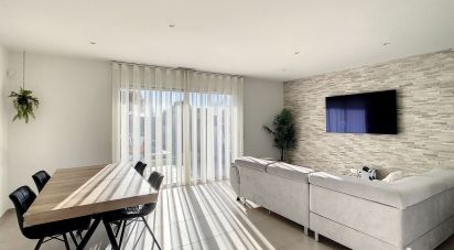 Maison 4 pièces de 91 m² à Saint-Mathieu-de-Tréviers (34270)