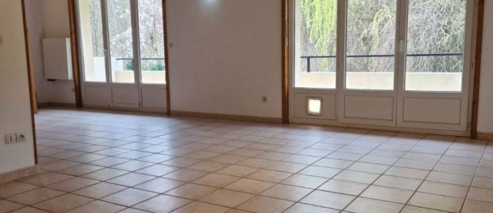 Appartement 6 pièces de 132 m² à Viry (74580)