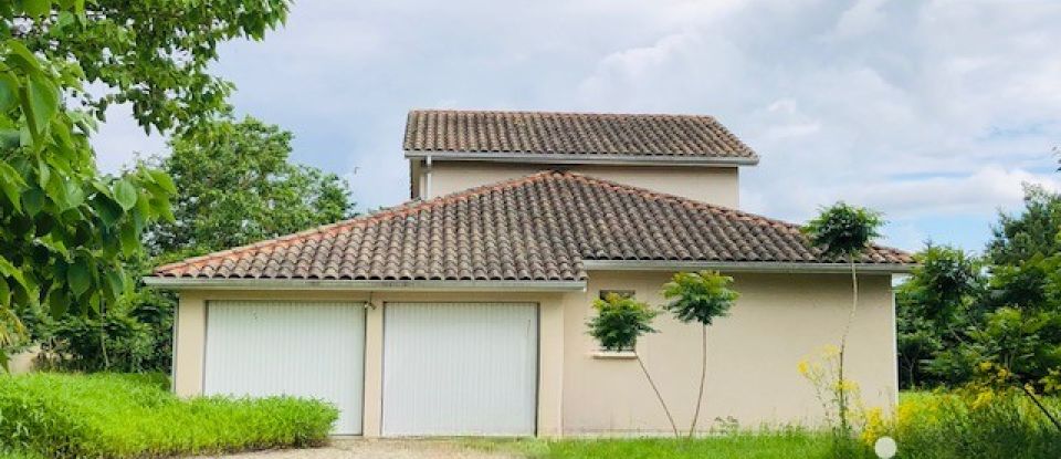 Traditional house 6 rooms of 160 m² in Marmande (47200)