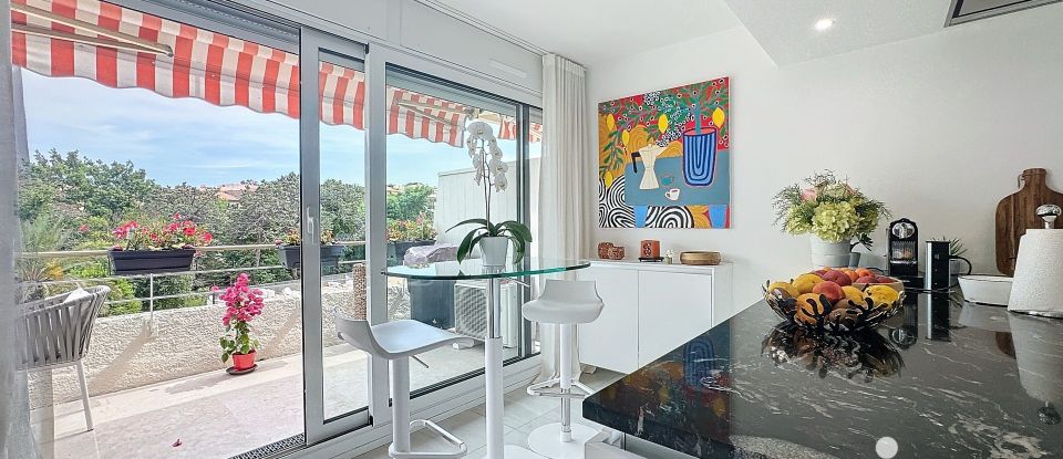 Apartment 3 rooms of 99 m² in Saint-Tropez (83990)