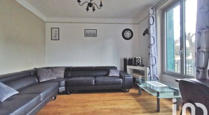 Maison 9 pièces de 160 m² à Paray-Vieille-Poste (91550)