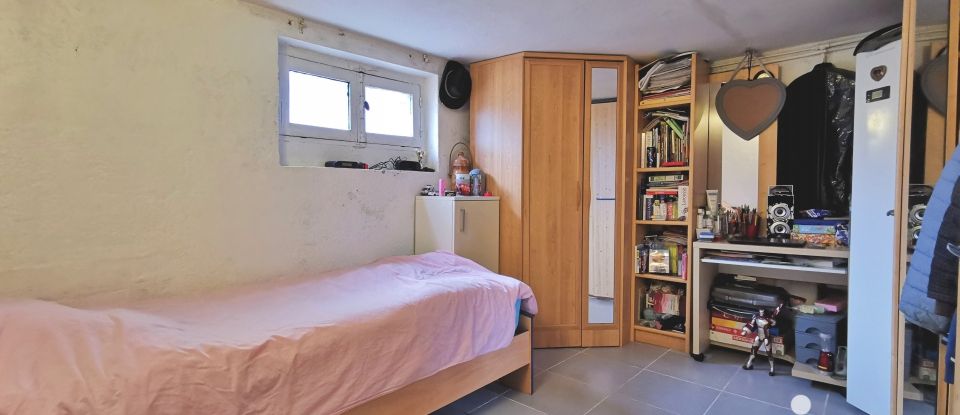 Maison 9 pièces de 160 m² à Paray-Vieille-Poste (91550)