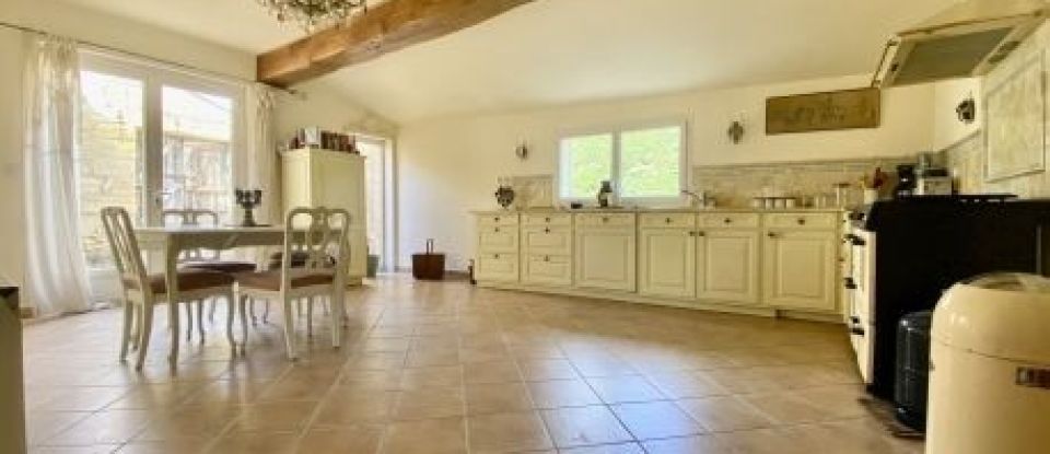 Maison de campagne 7 pièces de 310 m² à Saint-Émilion (33330)