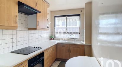 Appartement 2 pièces de 43 m² à Courbevoie (92400)
