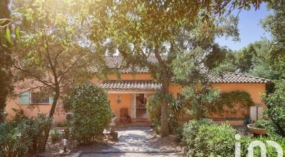 Mansion 7 rooms of 267 m² in Grimaud (83310)