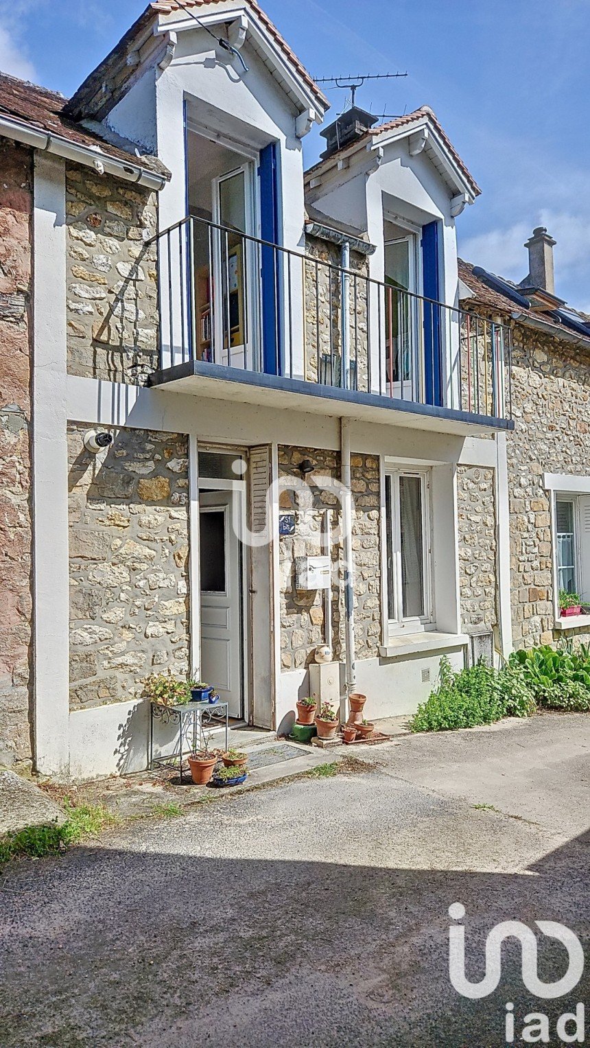 Maison de ville 3 pièces de 44 m² à Moret Loing et Orvanne (77250)