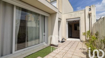 Duplex 4 rooms of 94 m² in Cergy (95000)