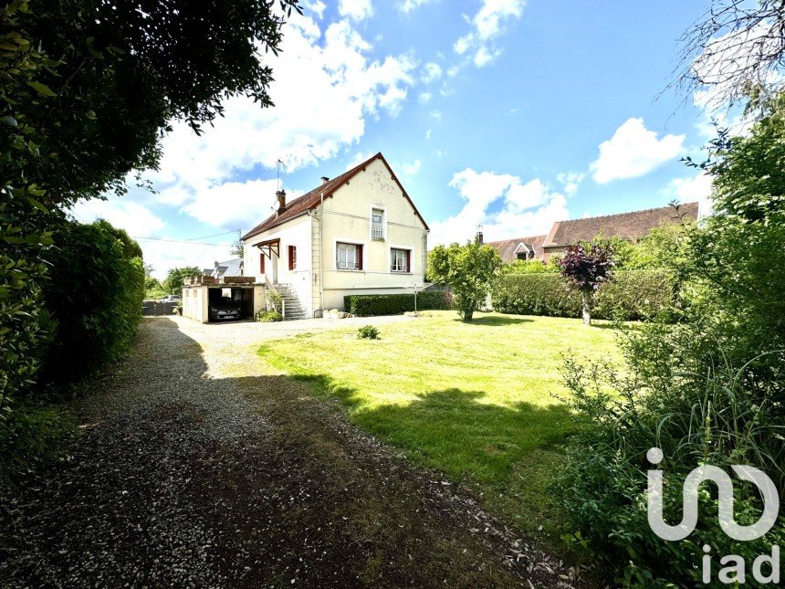 Maison traditionnelle 4 pièces de 130 m² à Villechétive (89320)