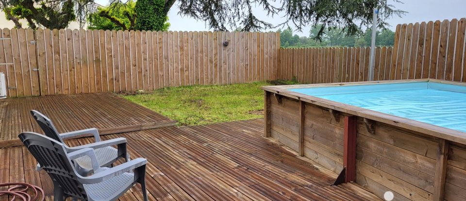 Maison 4 pièces de 79 m² à Saint-Médard-de-Guizières (33230)