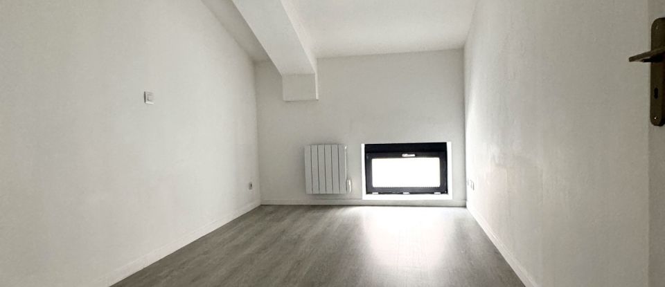 Loft 4 pièces de 91 m² à Halluin (59250)