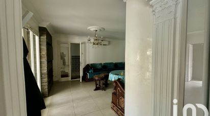 Maison traditionnelle 6 pièces de 110 m² à Saint-Gilles (30800)