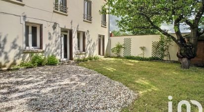 Appartement 3 pièces de 54 m² à Saint-Cyr-l'École (78210)