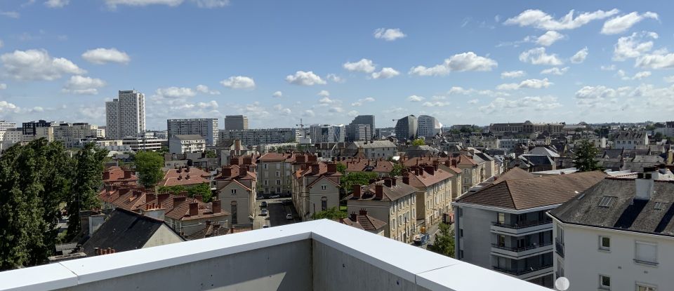 Duplex 5 pièces de 122 m² à Rennes (35000)