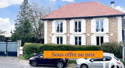 Maison de campagne 4 pièces de 183 m² à Presles-en-Brie (77220)