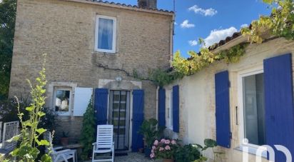 House 4 rooms of 121 m² in Sainte-Radégonde-des-Noyers (85450)