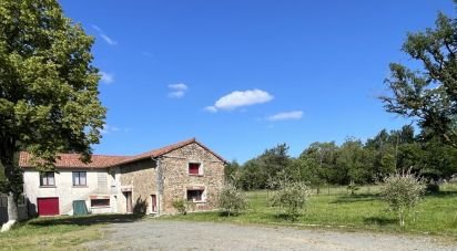 Maison de campagne 4 pièces de 175 m² à Milhac-de-Nontron (24470)