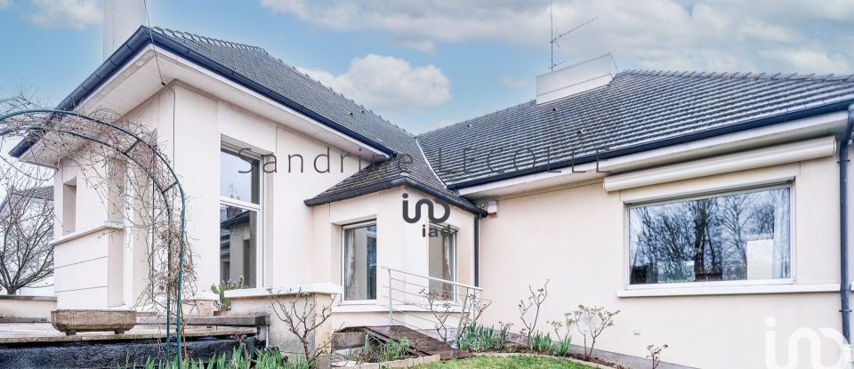 Maison 9 pièces de 448 m² à Lagny-sur-Marne (77400)