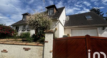 Maison traditionnelle 7 pièces de 120 m² à Cires-lès-Mello (60660)