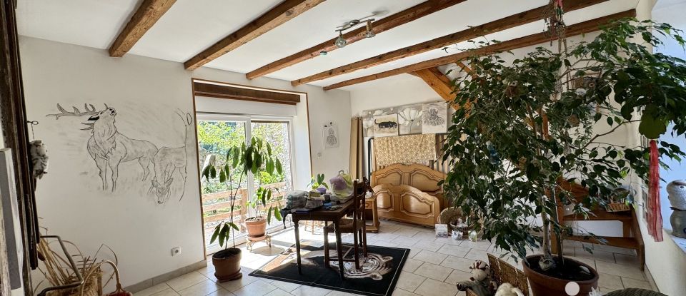 Village house 8 rooms of 169 m² in Dompaire (88270)