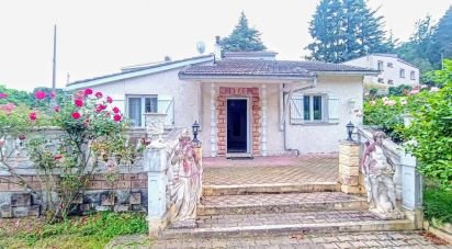 House 4 rooms of 82 m² in Genilac (42800)